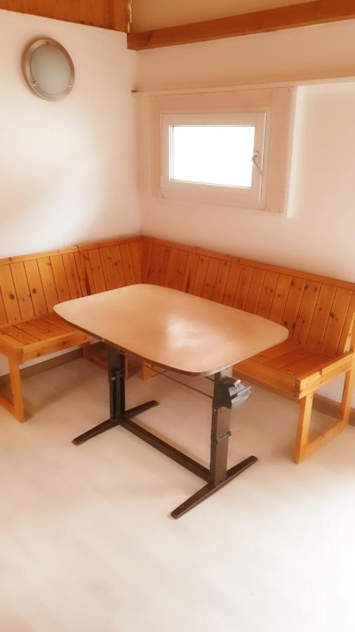Hostel Le Chandelier Saint-Ursanne Εξωτερικό φωτογραφία