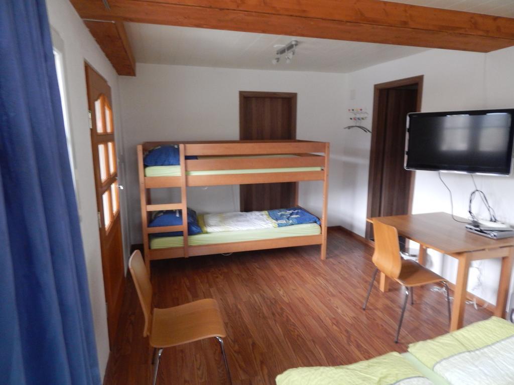 Hostel Le Chandelier Saint-Ursanne Εξωτερικό φωτογραφία